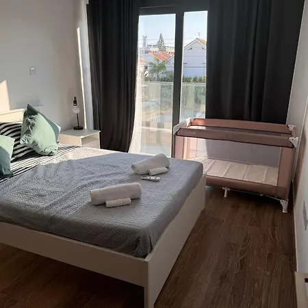 Niko's Modern Family Near The Semesterbostad Limassol