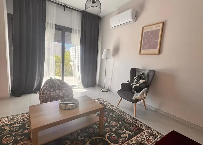 Semesterbostad Niko's Modern Family Near The Limassol