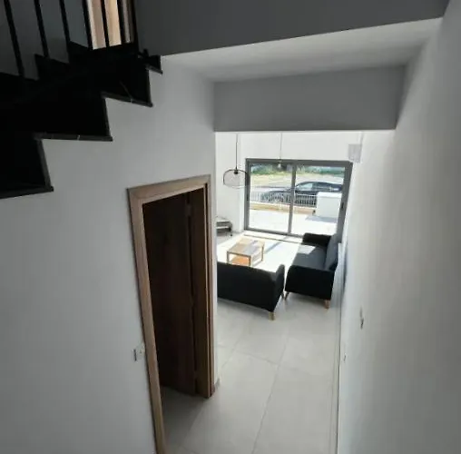 Niko's Urban Living Semesterbostad